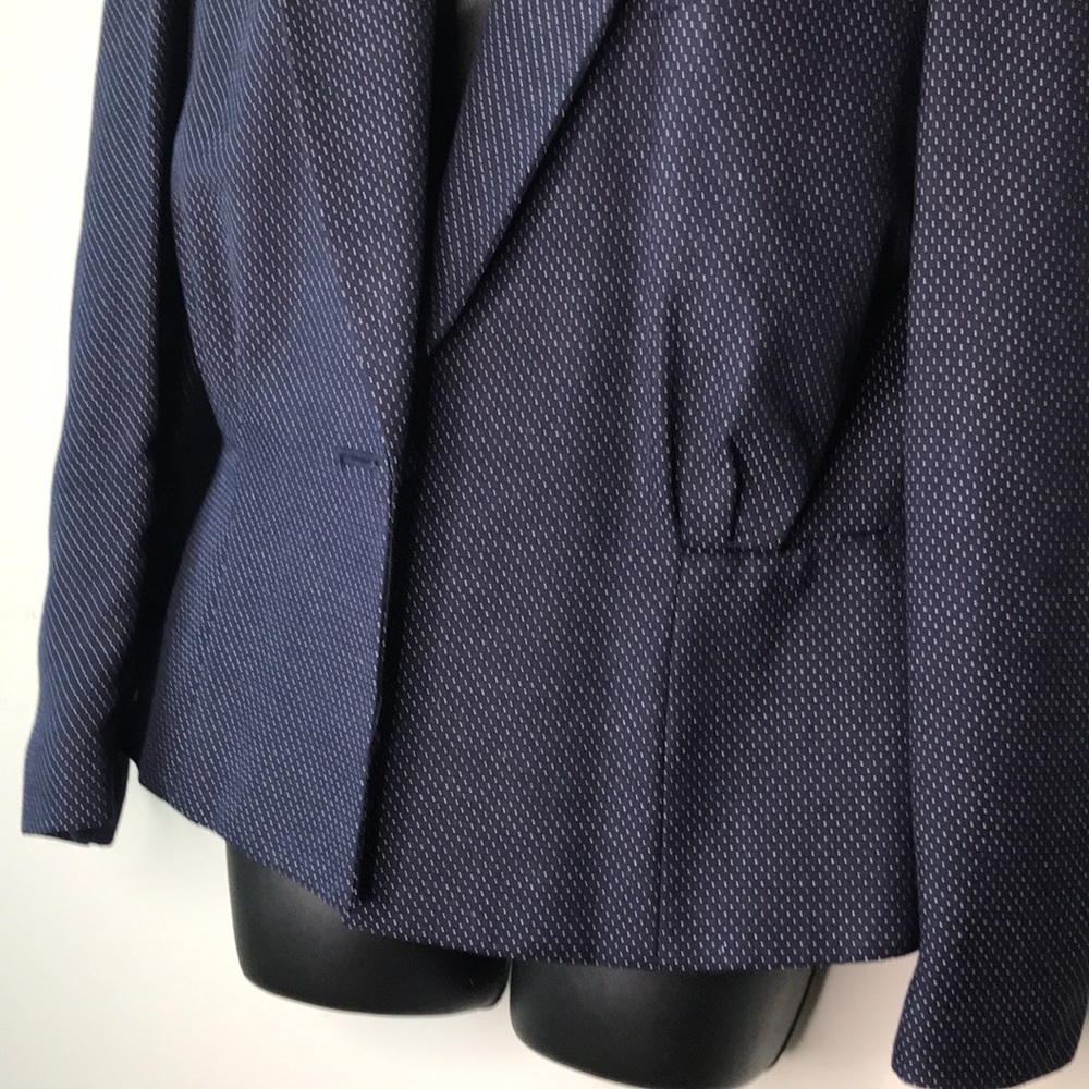 Vintage Polka Dot Peplum Blazer with Shoulder Pads - Picture 9 of 16